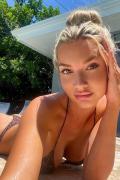 Roxa New York Escorts 9